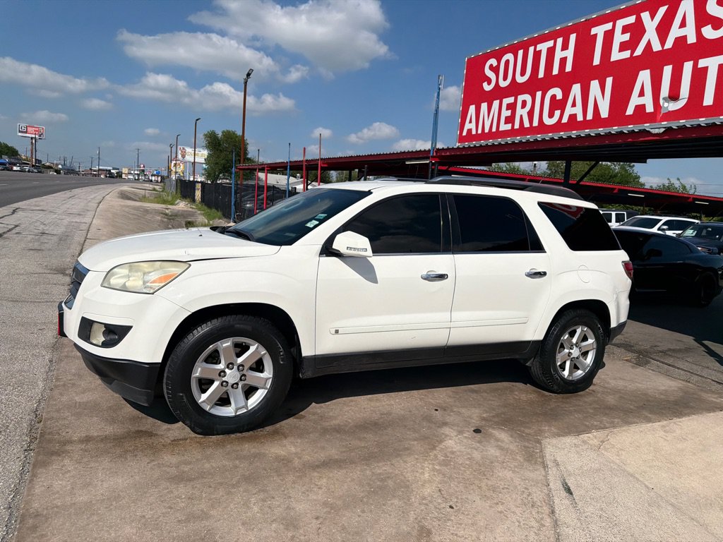 Used 2008 Saturn Outlook XR w/ Advanced Audio Package FWD image 9