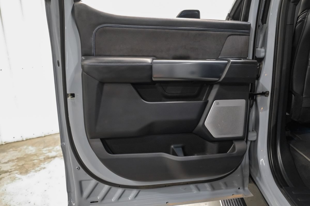 Used 2025 Ford F350 Platinum AWD/4WD image 47