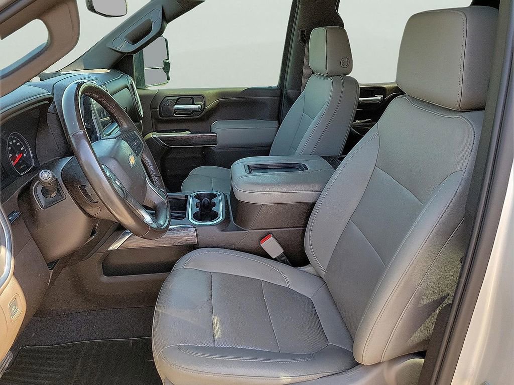 Used 2022 Chevrolet Silverado 3500 LTZ w/ LTZ Convenience Package AWD/4WD image 14