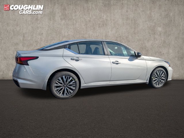 New 2026 Nissan Altima 2.5 SV FWD image 9