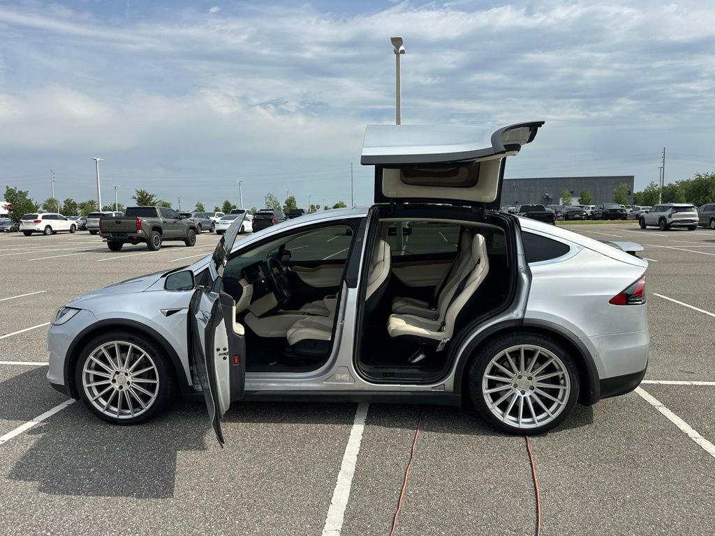 Used 2018 Tesla Model X P100D AWD/4WD image 18