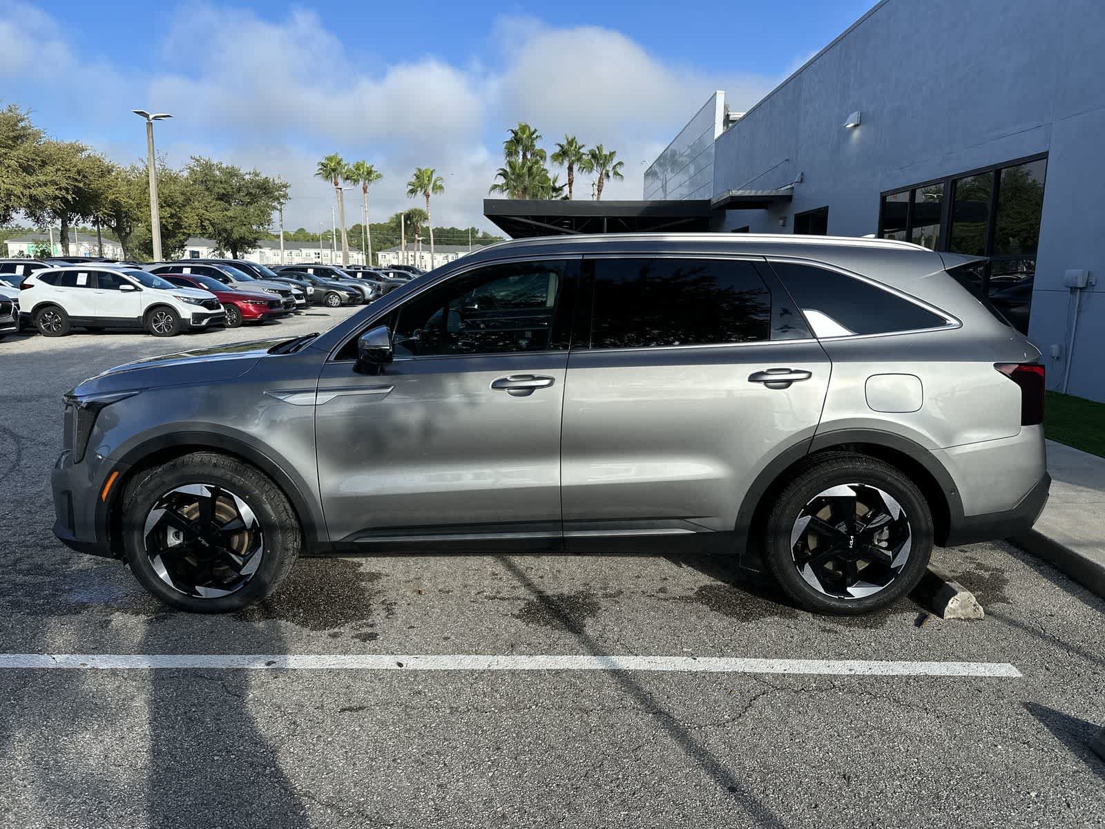 Used 2025 Kia Sorento SX Prestige AWD/4WD image 5