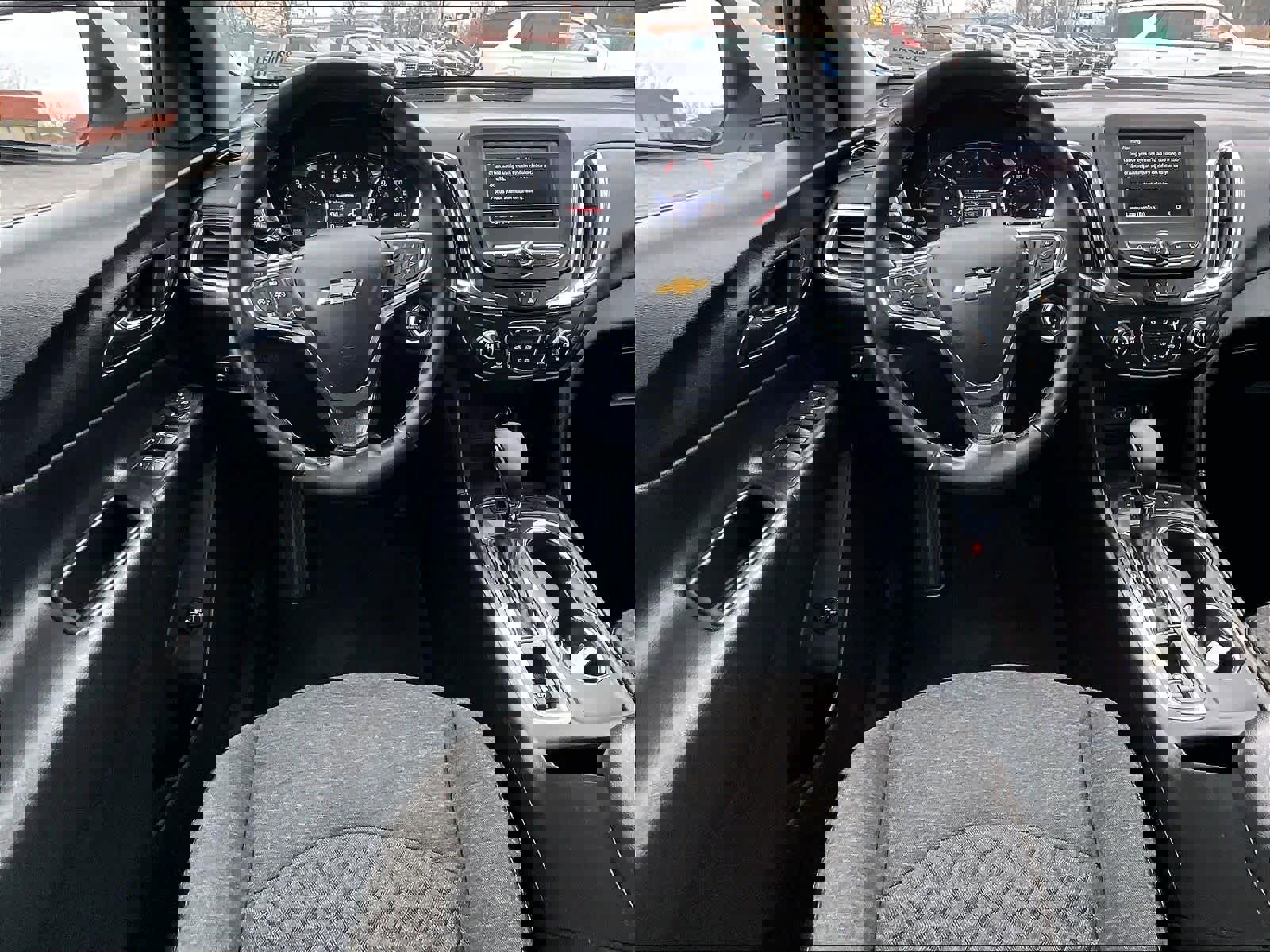 Used 2023 Chevrolet Equinox LT image 15