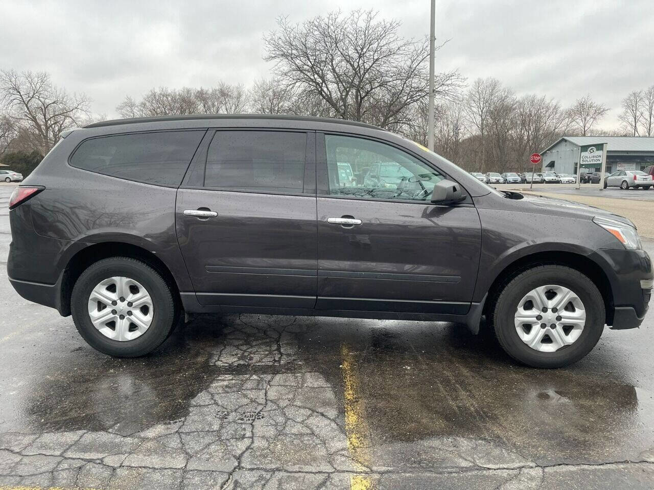 Used 2013 Chevrolet Traverse LS image 5