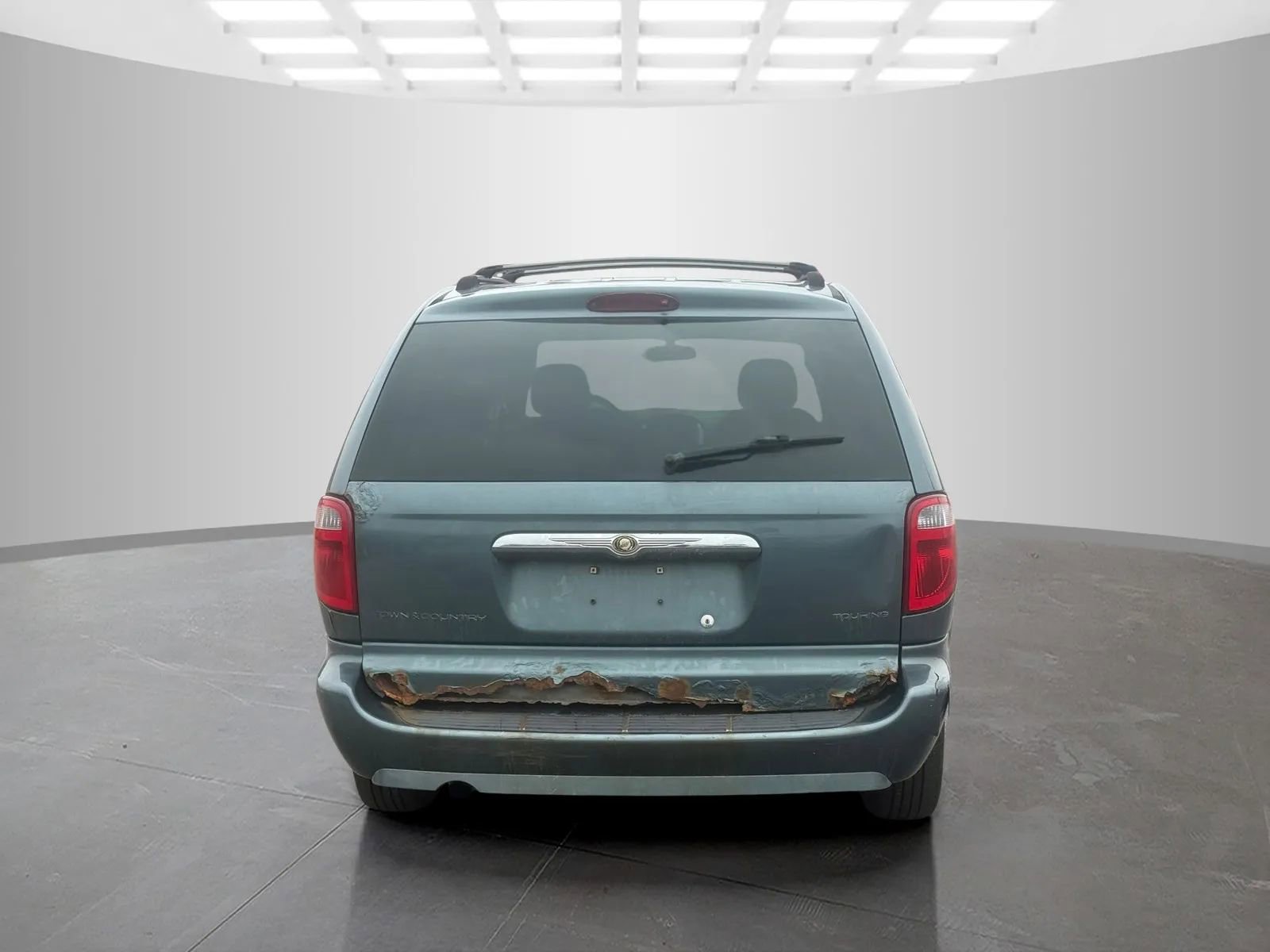 Used 2007 Chrysler Town & Country Touring image 6