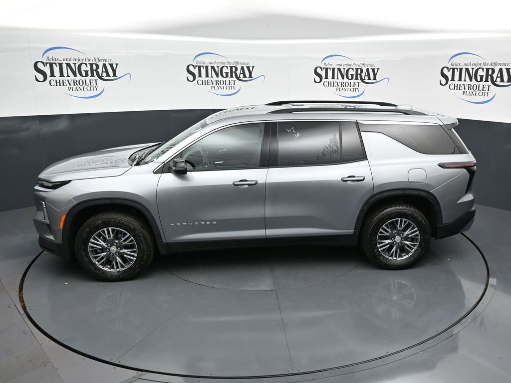 Used 2026 Chevrolet Traverse LT AWD/4WD image 12