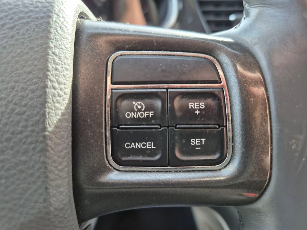 Used 2013 Dodge Dart Limited w/ Technology Group image 22