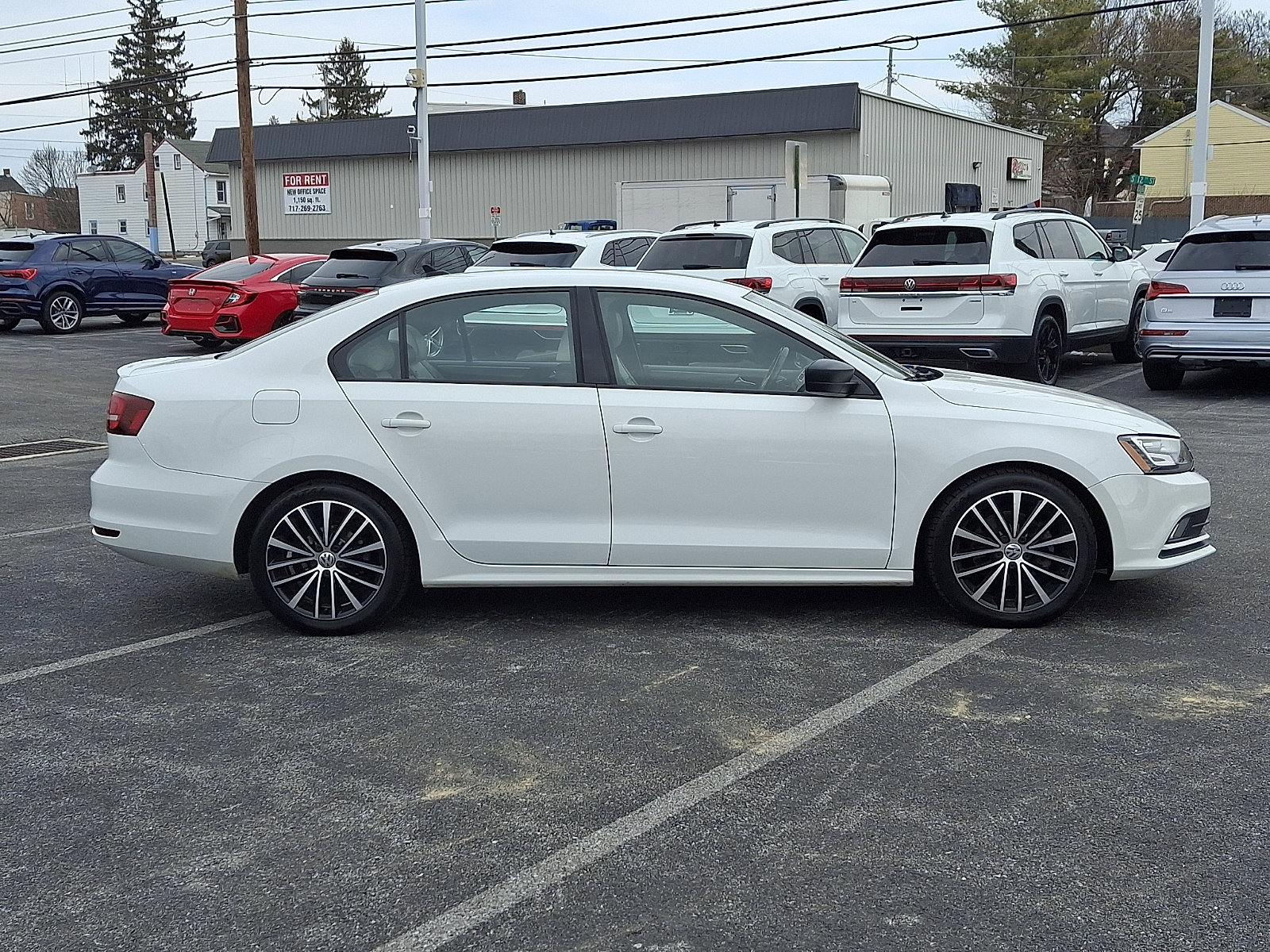 Used 2016 Volkswagen Jetta Sport w/ Lighting Package image 7