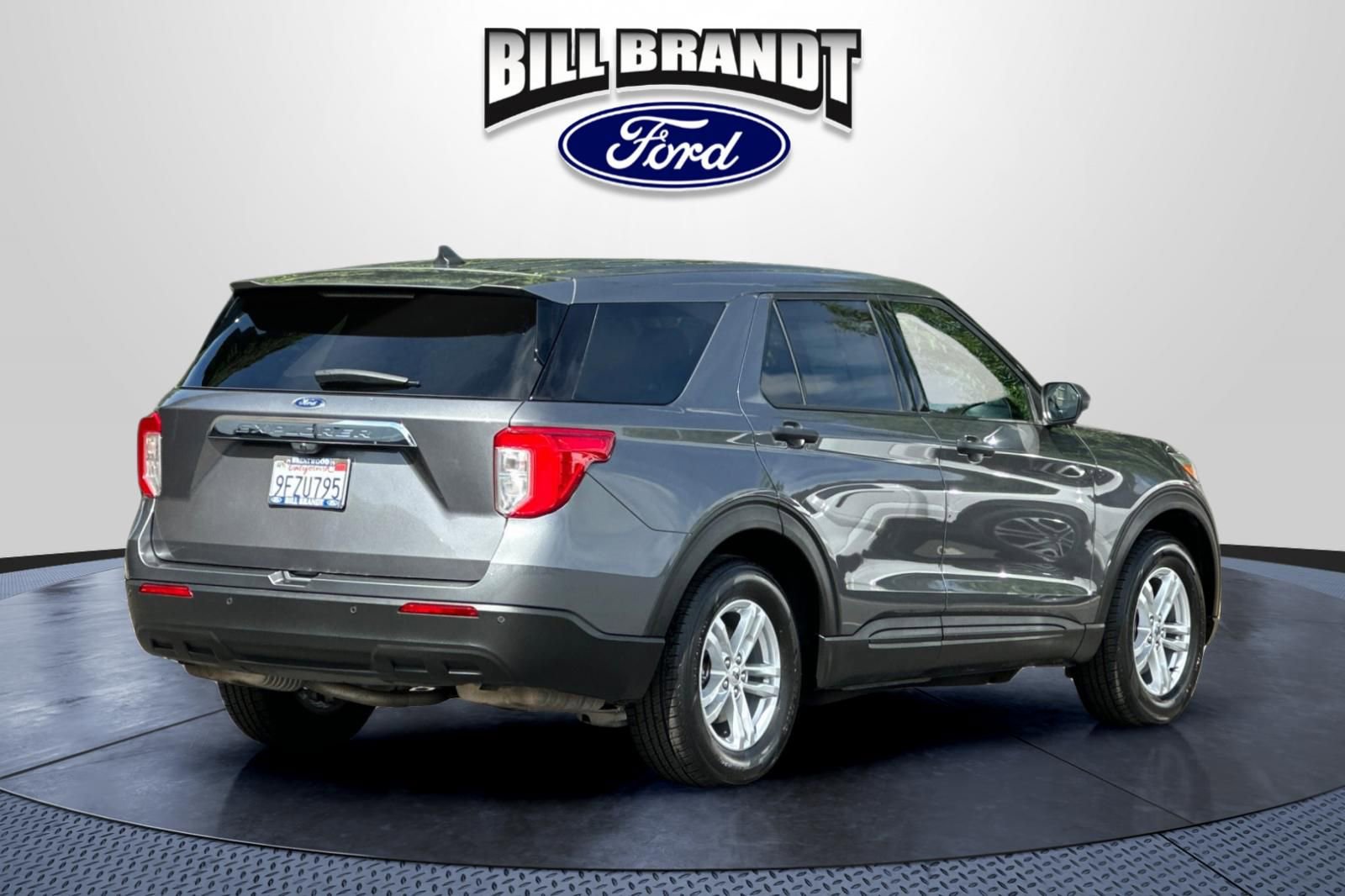 Certified 2023 Ford Explorer 2WD image 3