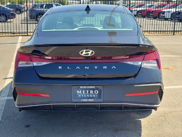 New 2026 Hyundai Elantra Sport FWD image 31