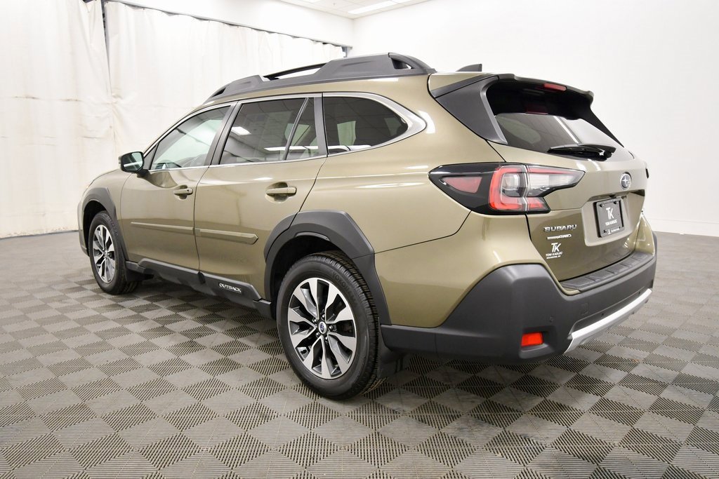 Used 2023 Subaru Outback Limited XT image 5