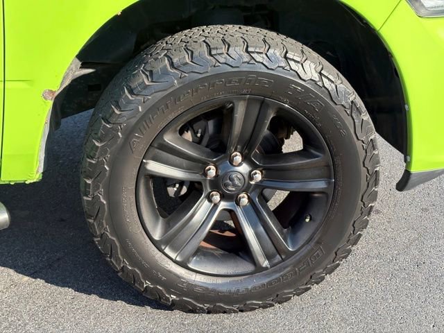 Used 2017 RAM 1500 Sport w/ Sublime Green Sport Package image 26