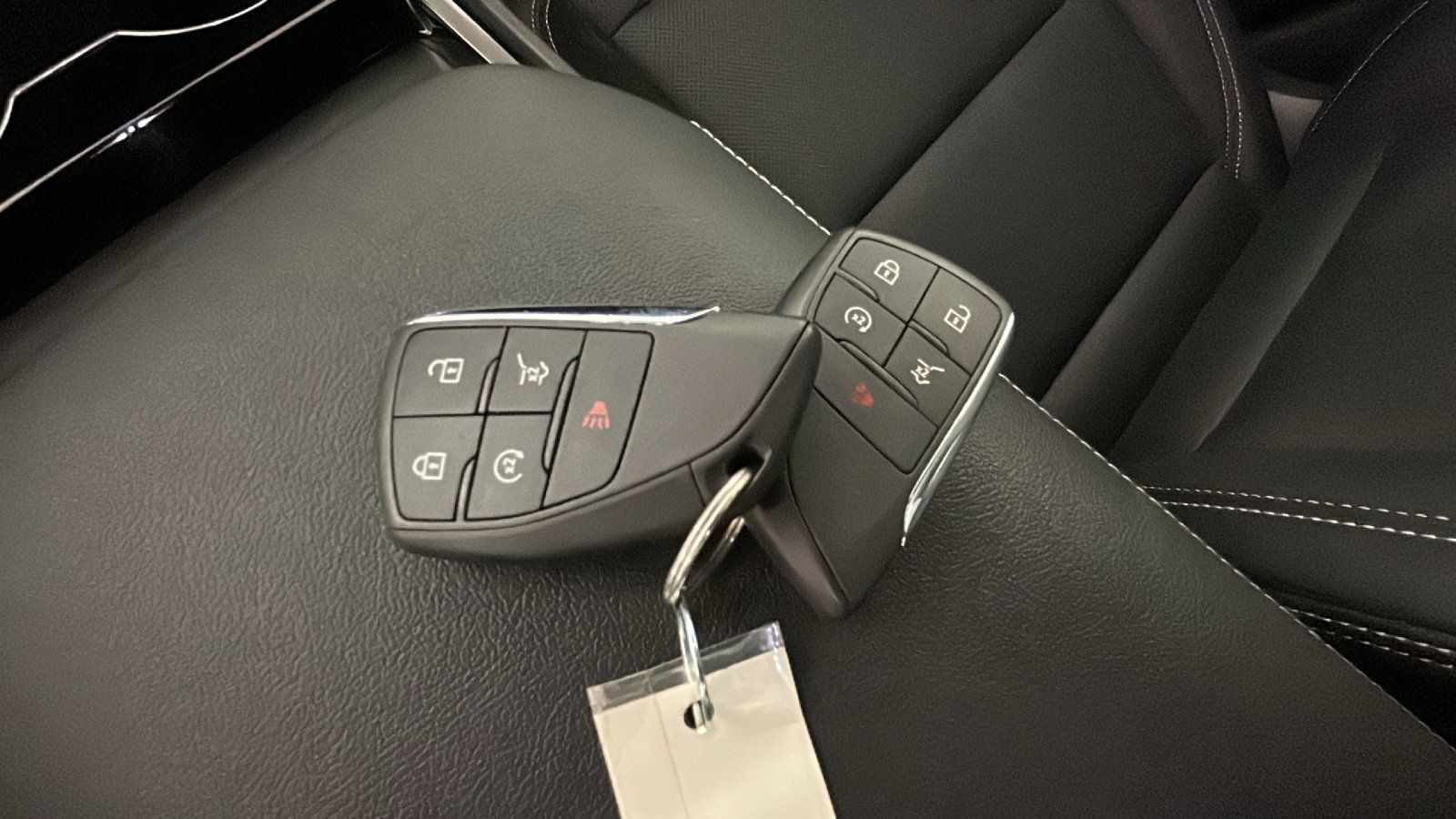 Used 2024 Chevrolet Blazer EV LT AWD/4WD image 25