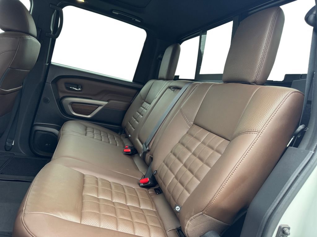 Used 2024 Nissan Titan Platinum Reserve w/ Moonroof Package image 10