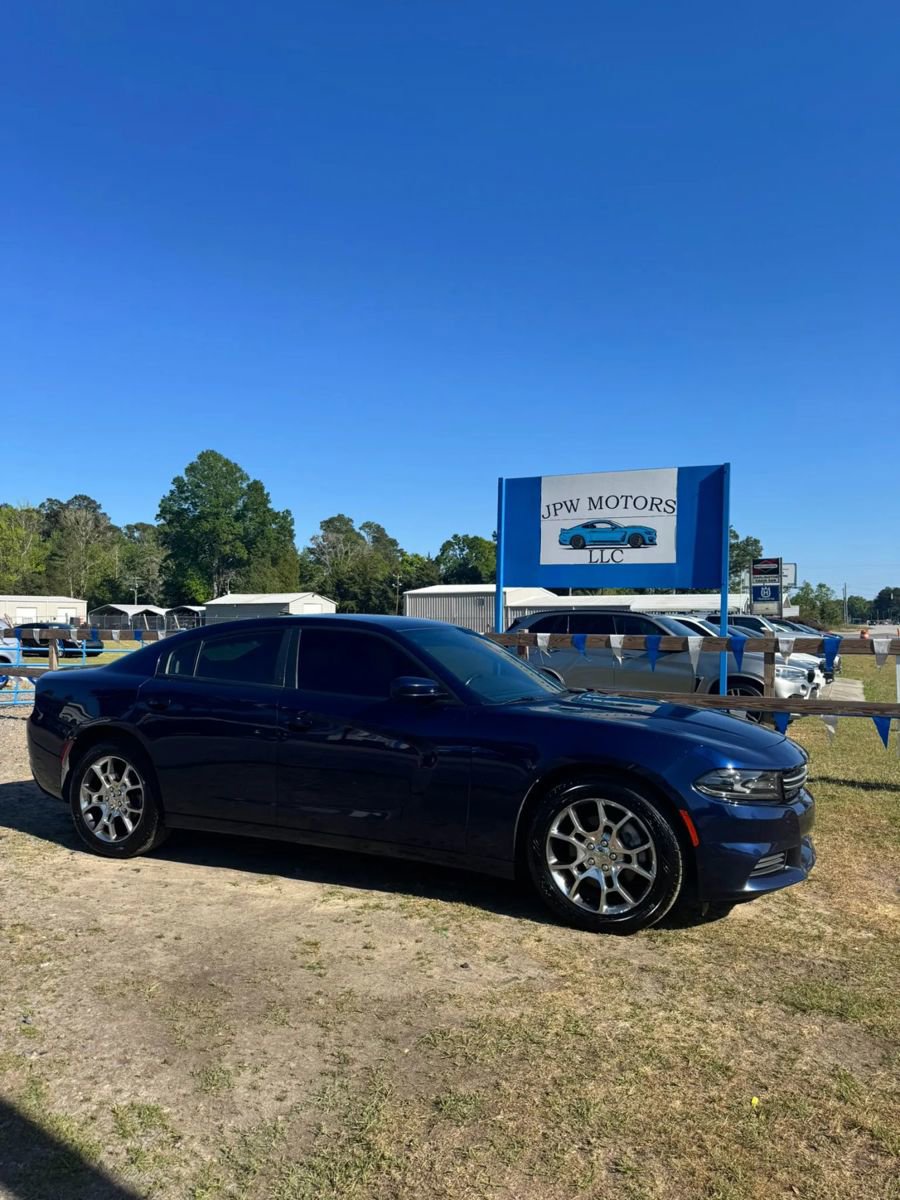 Used 2015 Dodge Charger SE w/ Popular Equipment Group image 1