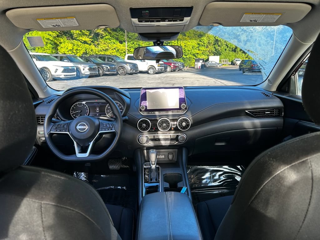 Used 2025 Nissan Sentra SV FWD image 8