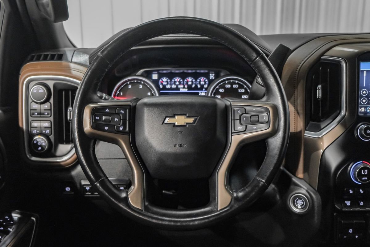 Used 2022 Chevrolet Silverado 3500 High Country image 16