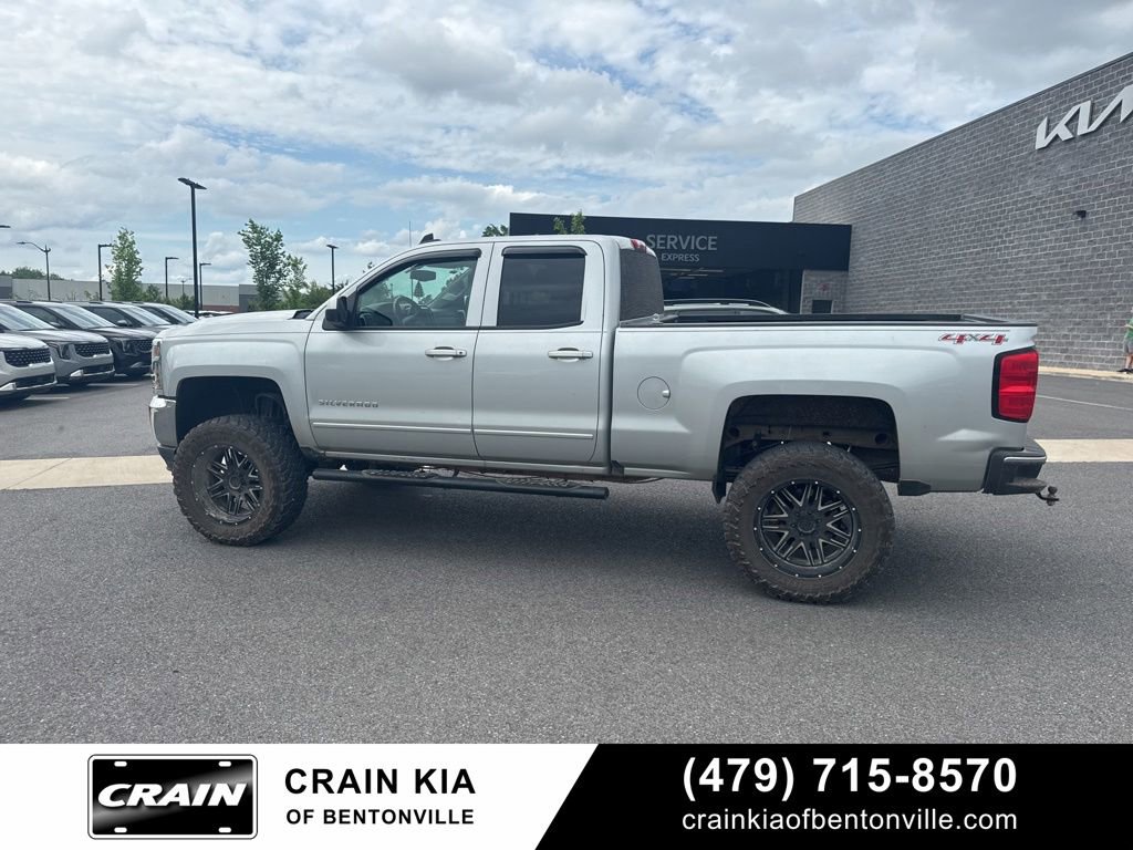 Used 2017 Chevrolet Silverado 1500 LT w/ All Star Edition AWD/4WD image 2