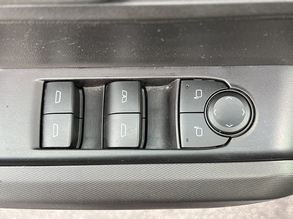 Used 2023 Chevrolet Colorado Trail Boss image 12