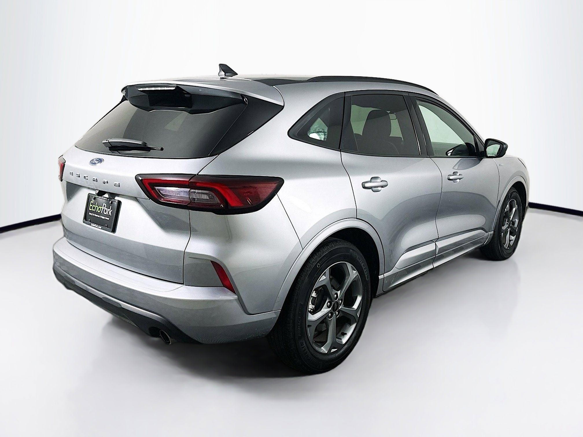 Used 2024 Ford Escape ST-Line image 9