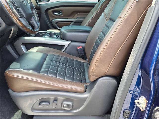 Used 2017 Nissan Titan Platinum Reserve RWD image 15
