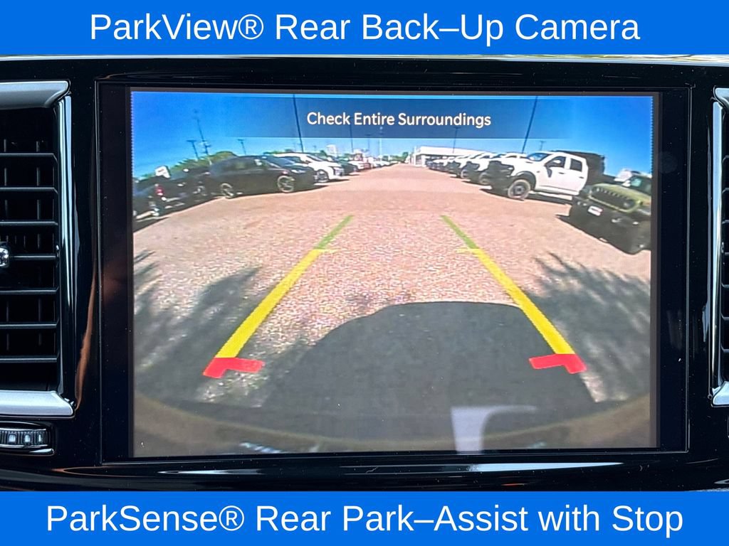 New 2027 Chrysler Pacifica Select FWD image 10