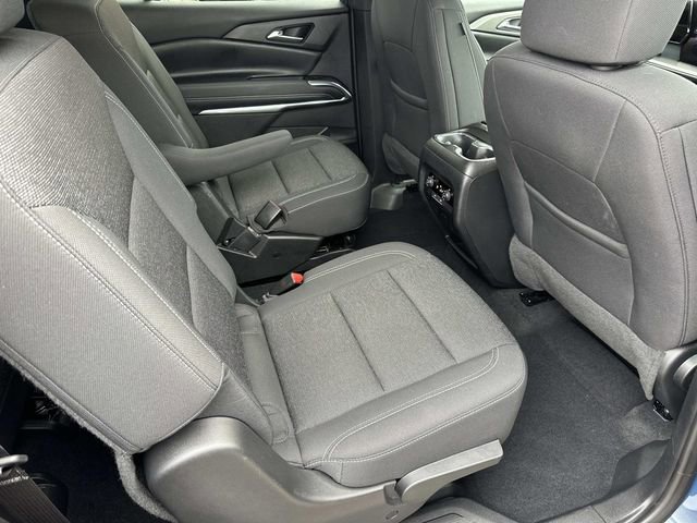 Used 2025 Chevrolet Traverse LT image 10