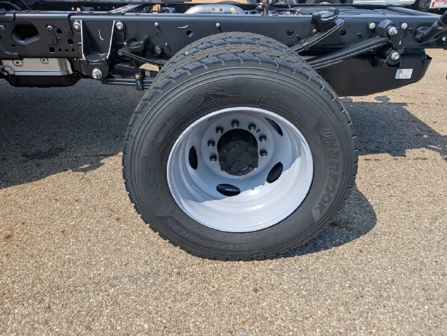 New 2026 Ford F600 4x4 Regular Cab Super Duty w/ XL Chrome Package image 21