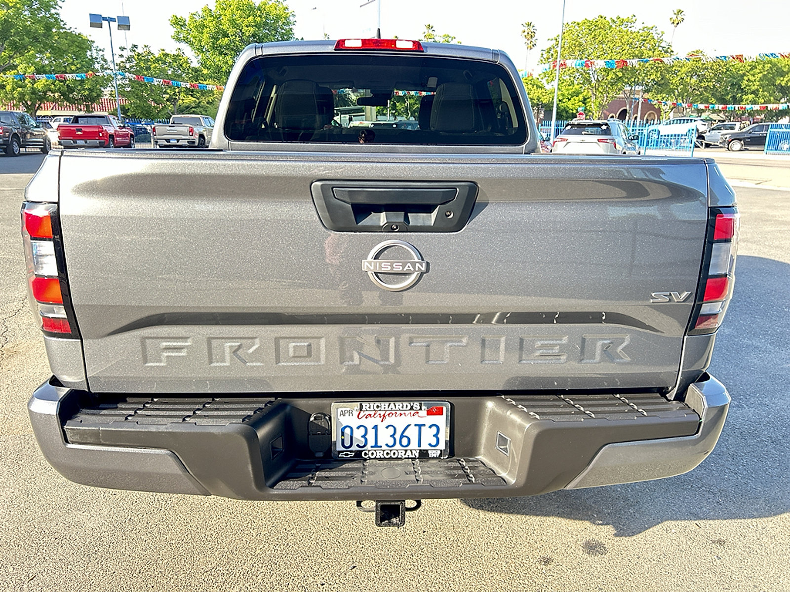 Used 2023 Nissan Frontier SV w/ Tow Package RWD image 4