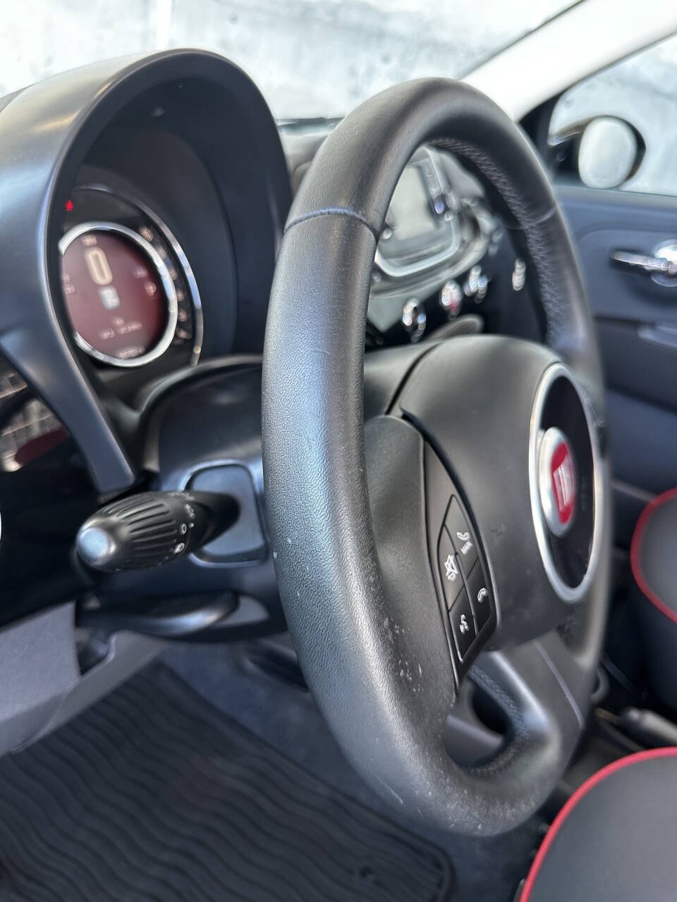 Used 2017 FIAT 500 Pop FWD image 17