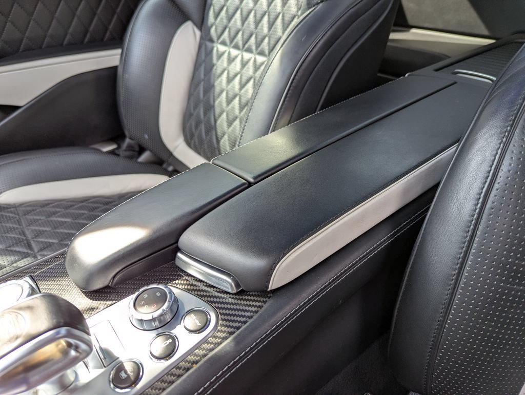 Used 2016 Mercedes-Benz SL 63 AMG image 31