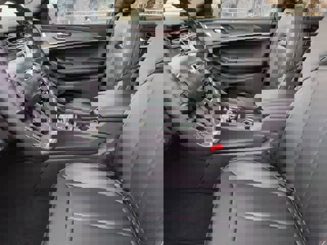 New 2025 Jeep Grand Cherokee L Limited w/ Luxury Tech Group II AWD/4WD image 10