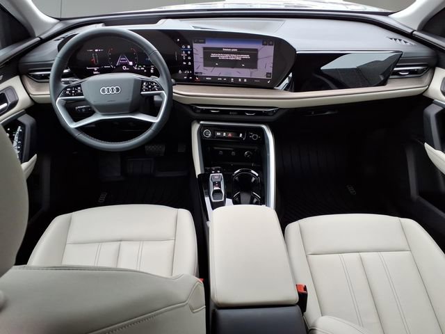 Used 2025 Audi Q5 Premium w/ Premium Plus AWD/4WD image 10