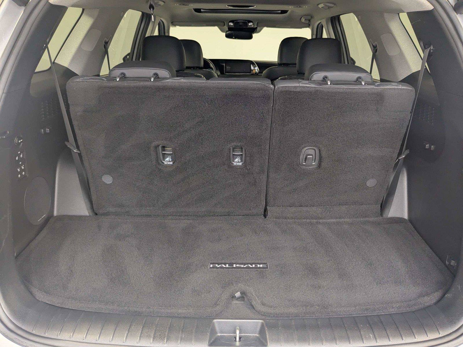 Used 2022 Hyundai Palisade Limited FWD image 8
