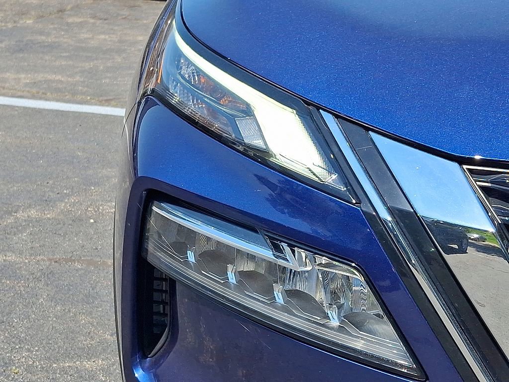 Used 2022 Nissan Rogue SV AWD/4WD image 19