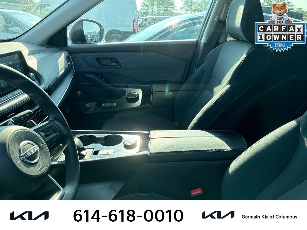 Used 2023 Nissan Rogue S AWD/4WD image 8