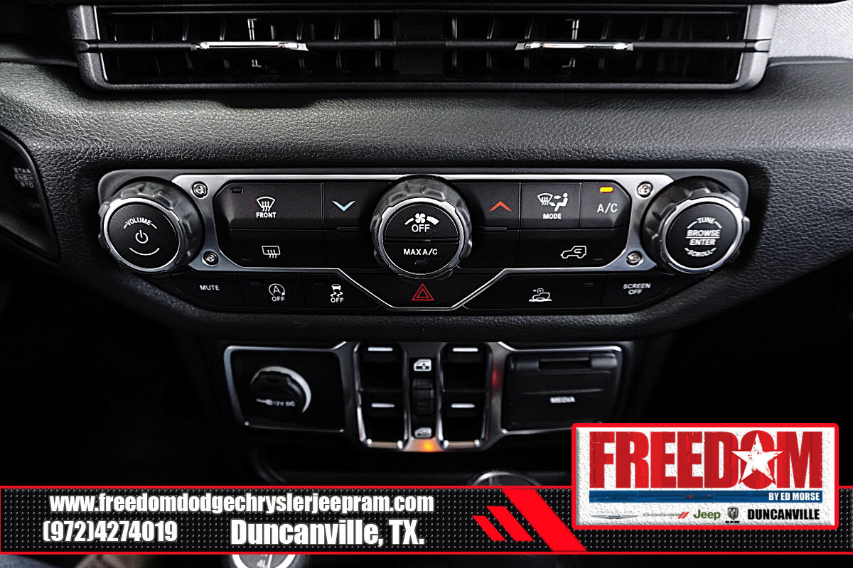 New 2025 Jeep Gladiator Sport image 23