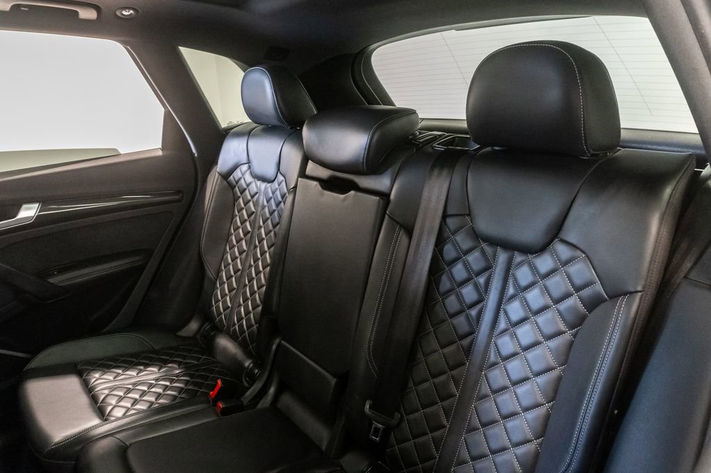 Used 2018 Audi SQ5 Prestige w/ Prestige Package AWD/4WD image 31