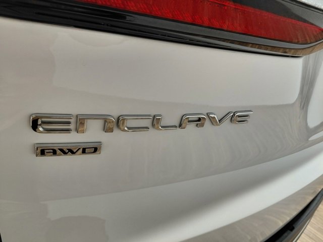 Used 2025 Buick Enclave Preferred image 18