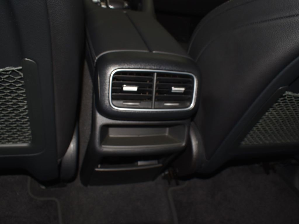 Used 2020 Mercedes-Benz GLE 350 4MATIC image 17