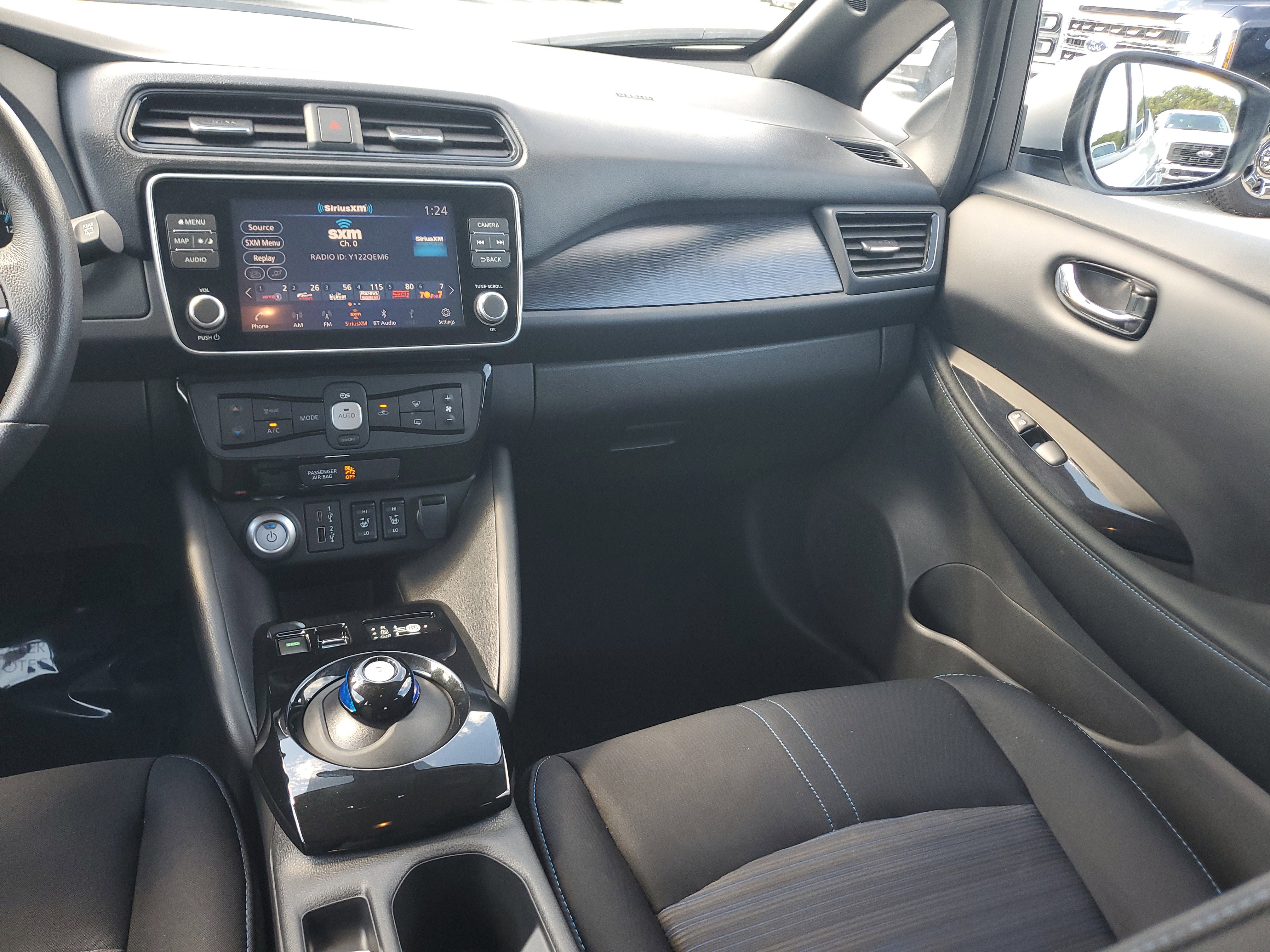 Used 2024 Nissan Leaf SV Plus image 17