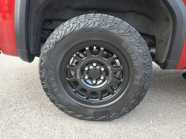 Used 2023 GMC Sierra 1500 AT4X w/ AT4X AEV Edition image 5