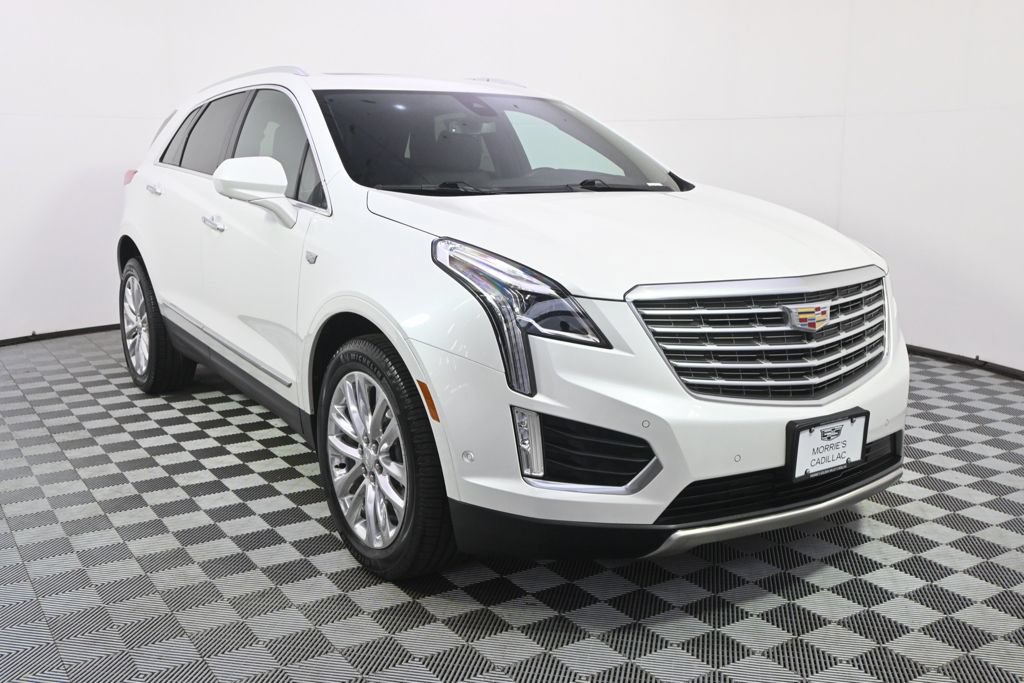 Used 2017 Cadillac XT5 Platinum w/ Driver Assist Package AWD/4WD image 9