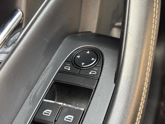 Certified 2025 MAZDA CX-70 Plug-In Hybrid w/ Premium Pkg image 23