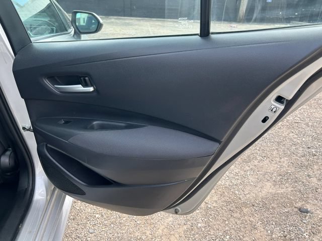 Used 2020 Toyota Corolla LE FWD image 14