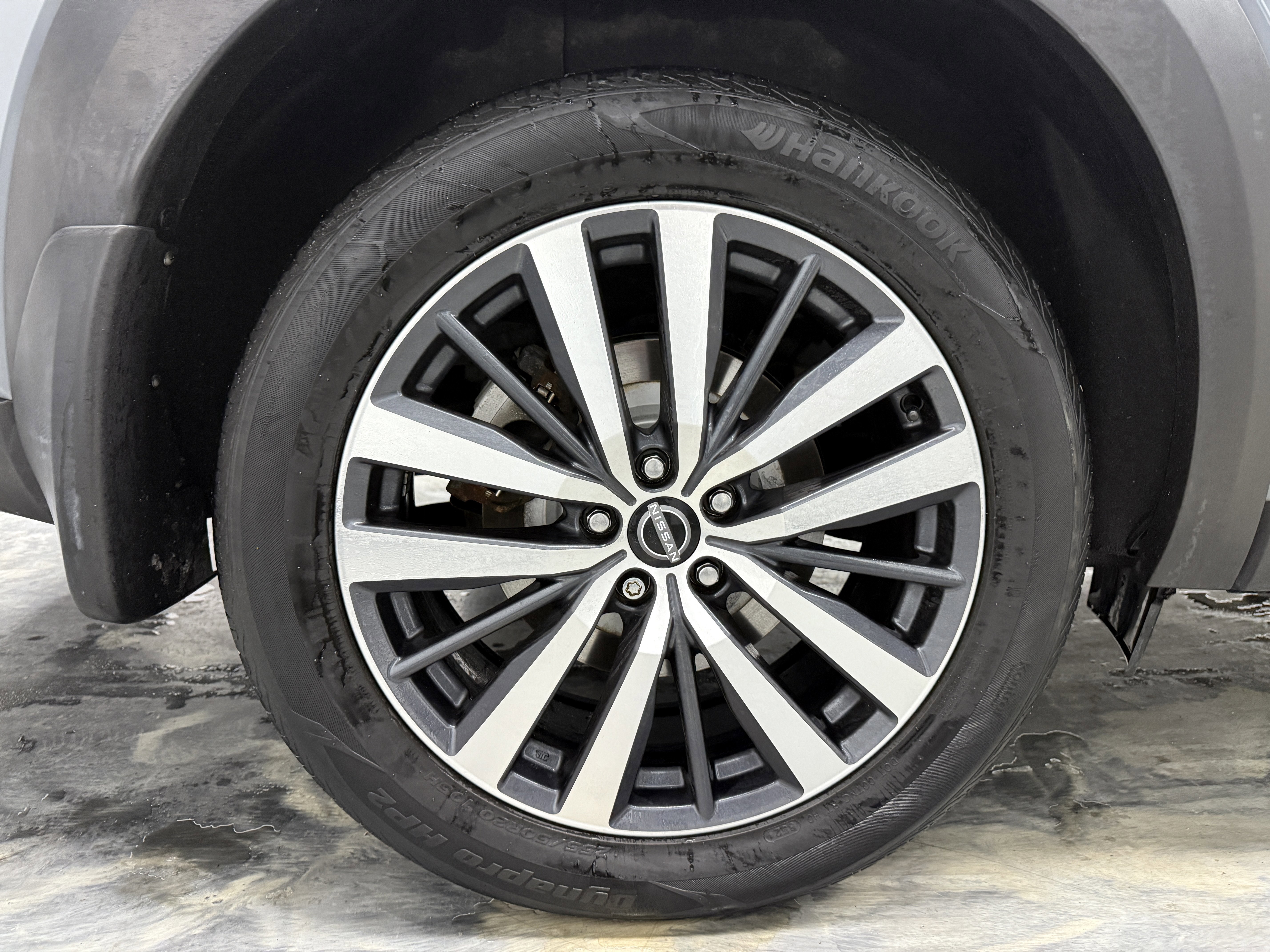 Used 2022 Nissan Pathfinder Platinum image 36