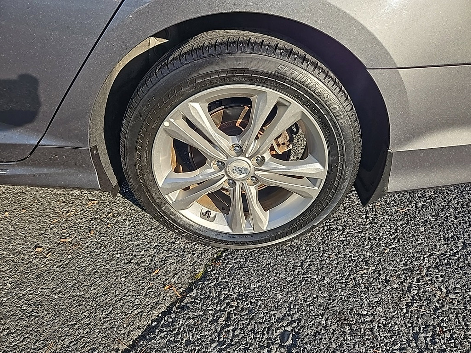 Used 2018 Hyundai Sonata Limited image 12