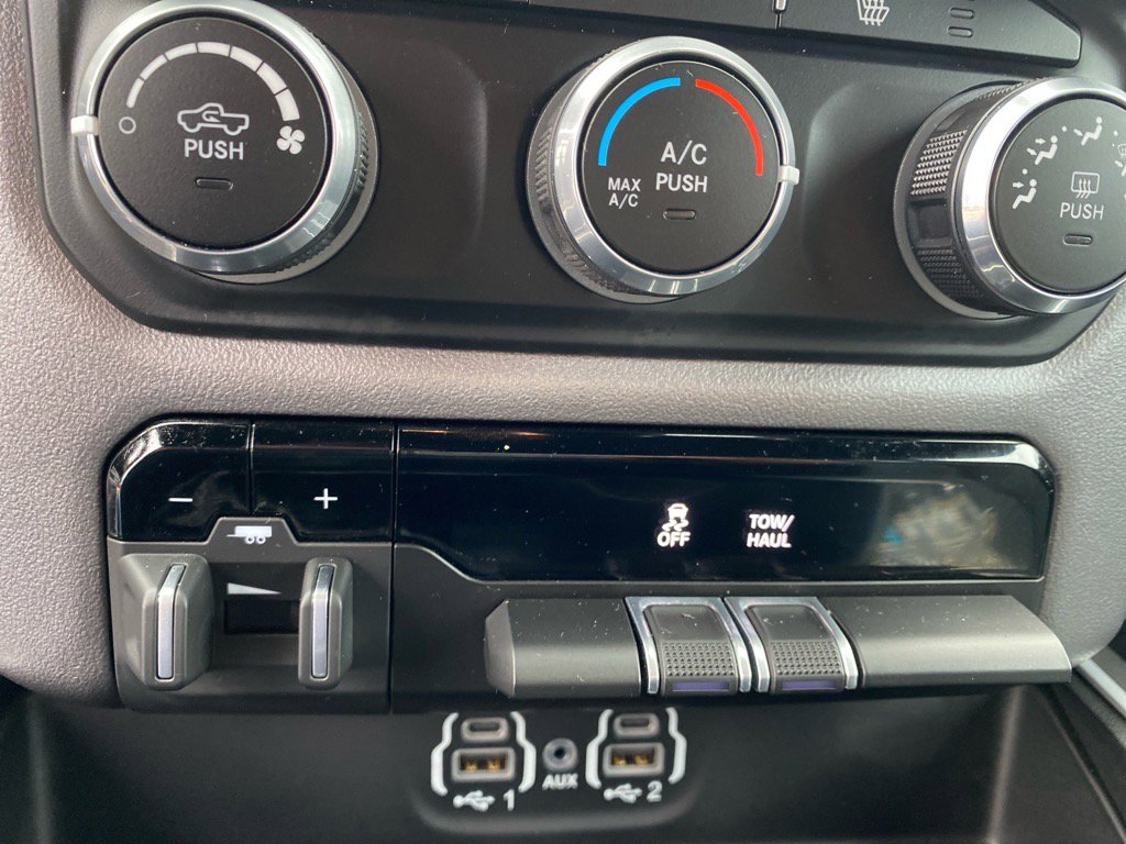 Used 2023 RAM 1500 Big Horn image 16