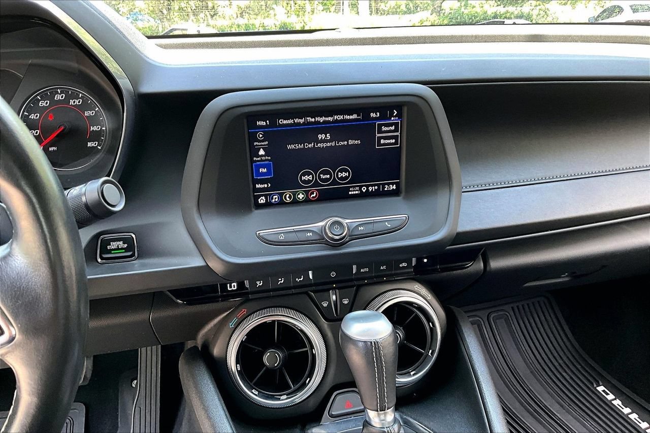 Used 2023 Chevrolet Camaro LT RWD image 8