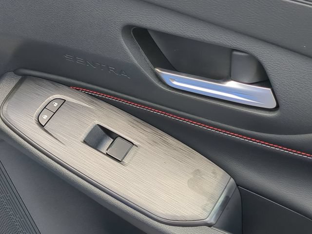 New 2026 Nissan Sentra SR w/ SR Premium Package FWD image 32